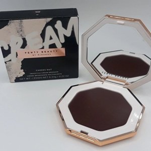 Fenty Beauty By Rihanna Cheeks Out Freestyle Cream Bronzer 07 Toffee Tease