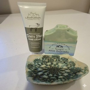 Australian Cosmetic Co Goats Milk Hand Cream + My Mountain Farm Soap