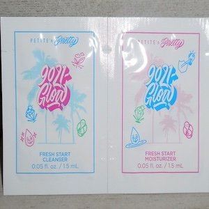 Petite n Pretty 9021- Glow Fresh Start Cleanser & Moisturizer Samples 1.5ml